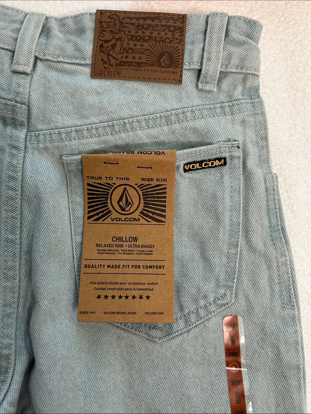 Volcom 8 (24) Jeans Big Boy Youth Chillow in Light Blue Loose Baggy Skater NWT